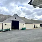 Apartament Jockey Stable By La Boite En
