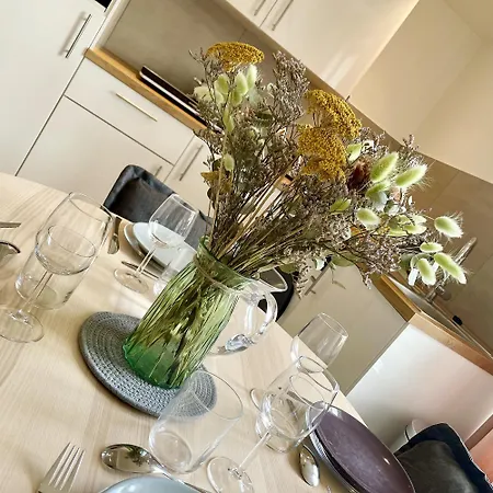 아파트 Jockey Stable By La Boite En 구비외