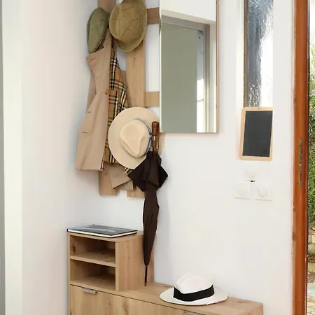 Appartement Jockey Stable By La Boîte En *