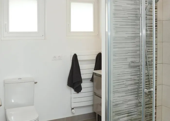 Jockey Stable By La Boîte En * Gouvieux